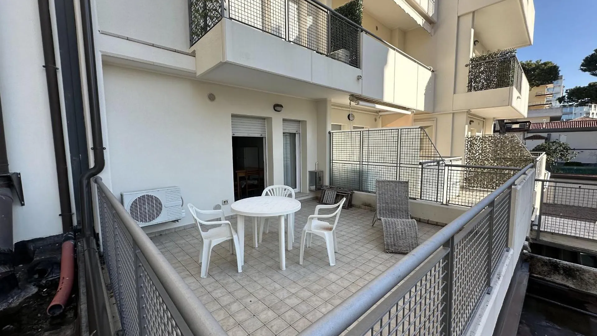 Airone Mare-Santa Barbara-Garage,60M Dal Mare Apartment Lido di Jesolo Italy
